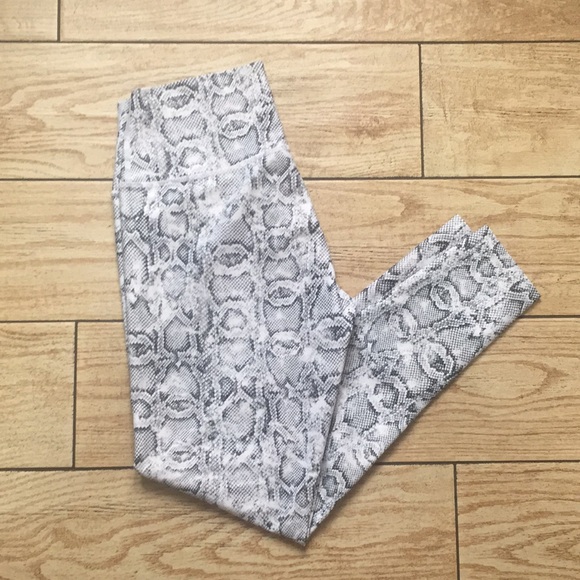 SOUL Snake print Workout Pants Sz M - Picture 2 of 7
